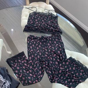Heavenly By Victoria Secret Black pj pants with pink flowers XS Lace bottoms